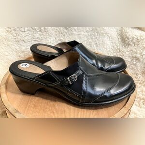 Women's Clark's Artisan Collection Leather Black Slides Mules Clogs Size 10